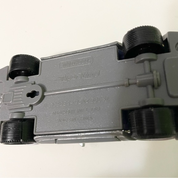 Matchbox Super Kings Mercedes Benz 500 SL - Picture 10 of 10